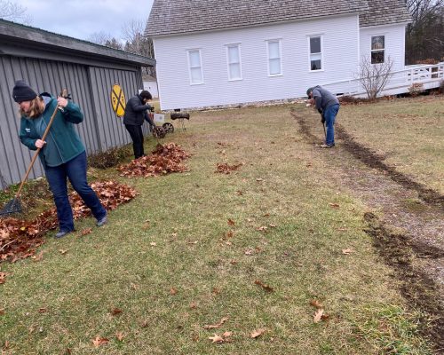 Volunteering - Mackinaw Historical Society